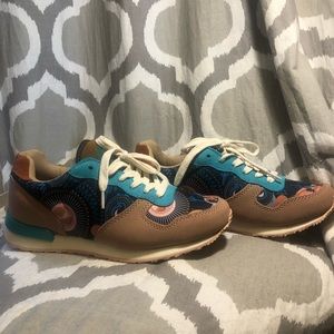 Women’s Inkka sneakers